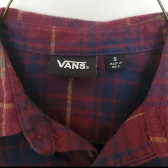 VANS - Picture 2 of 4